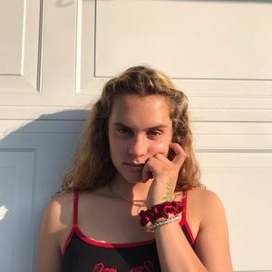 Meet your Posher, Natasha